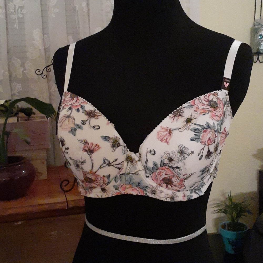 Victorias Secret Bra